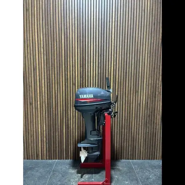Yamaha 15FMH outboard engine